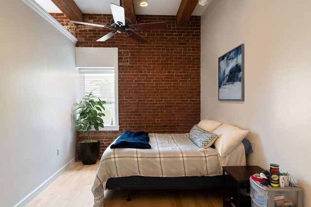 15 Sleeper St 407, Boston, MA 02210