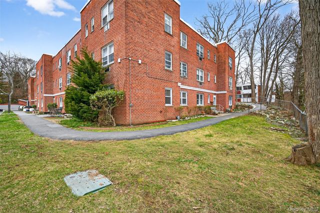 125 N Washington Avenue 58, Hartsdale, NY 10530