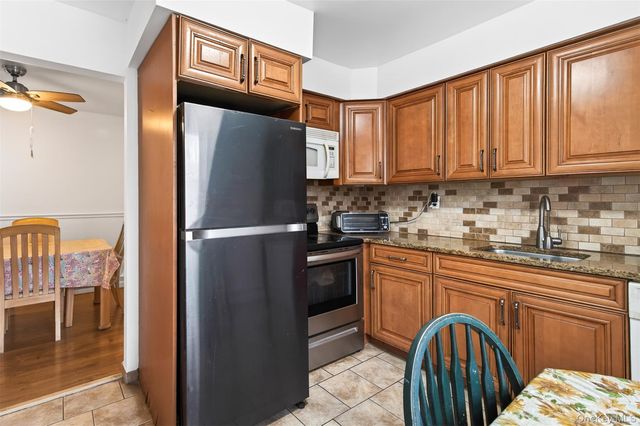 125 N Washington Avenue 58, Hartsdale, NY 10530