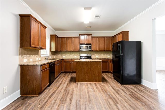 1699 Balmoral Drive SW, Conyers, GA 30094