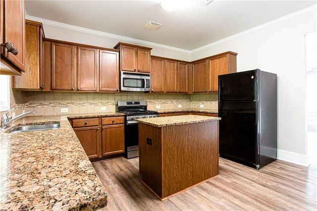 1699 Balmoral Drive SW, Conyers, GA 30094