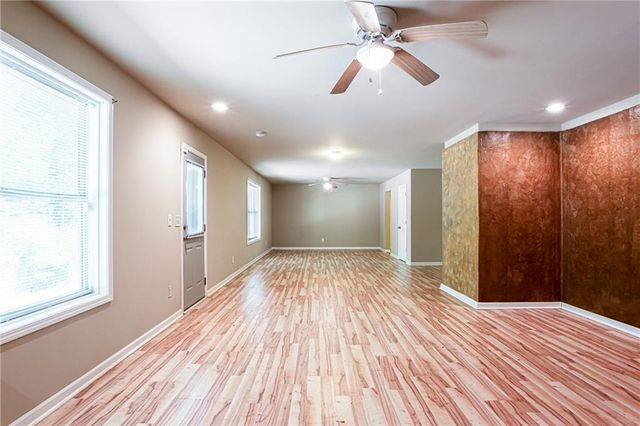 1699 Balmoral Drive SW, Conyers, GA 30094