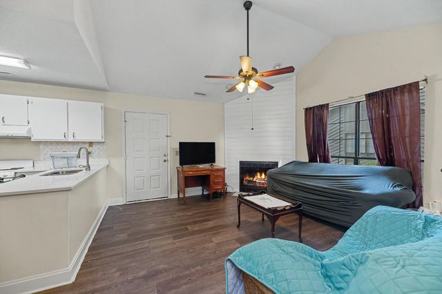 2182 Spoleto Lane, North Charleston, SC 29406