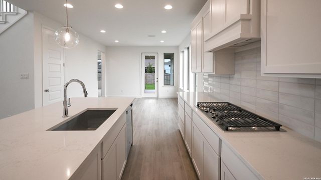 5001 Obispo Circle, Schertz, TX 78124