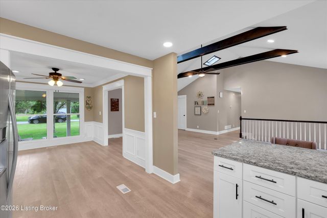 3711 Briar Ridge Rd, La Grange, KY 40031