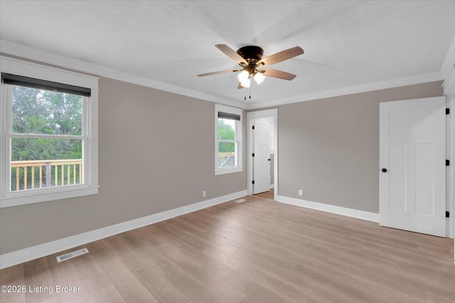 3711 Briar Ridge Rd, La Grange, KY 40031