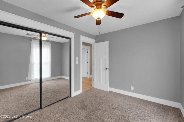 3711 Briar Ridge Rd, La Grange, KY 40031