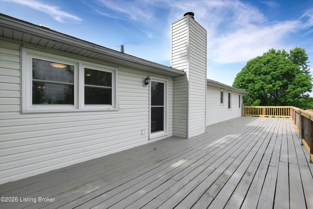 3711 Briar Ridge Rd, La Grange, KY 40031