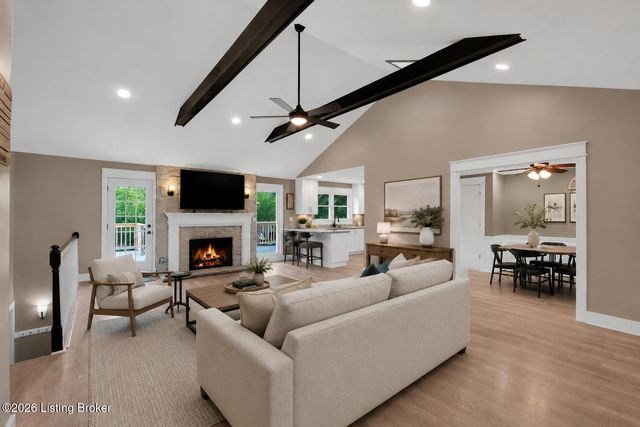 3711 Briar Ridge Rd, La Grange, KY 40031