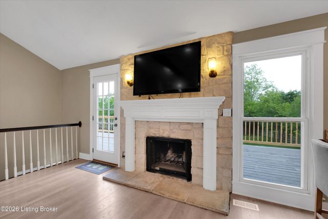 3711 Briar Ridge Rd, La Grange, KY 40031