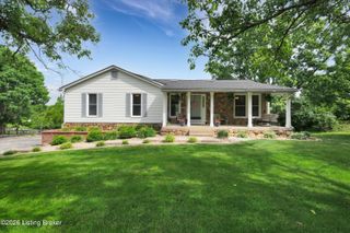 3711 Briar Ridge Rd, La Grange, KY 40031