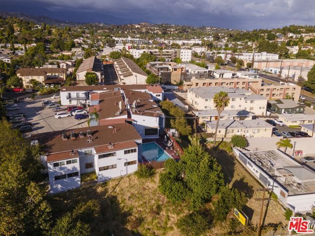 3030 Valle Vista Drive 27, Los Angeles, CA 90065