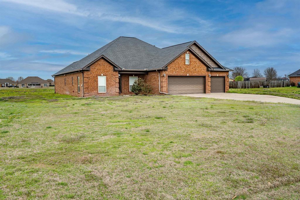 12903 Smarty Jones Drive, Scott, AR 72142