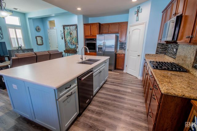 509 Jewel Flower Street, Bakersfield, CA 93312