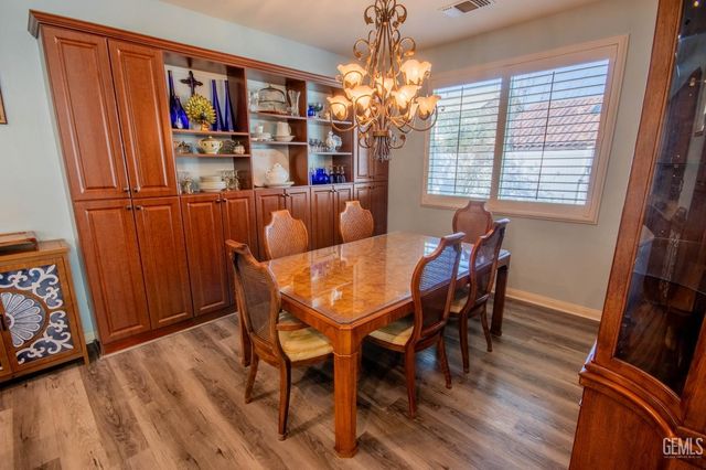 509 Jewel Flower Street, Bakersfield, CA 93312