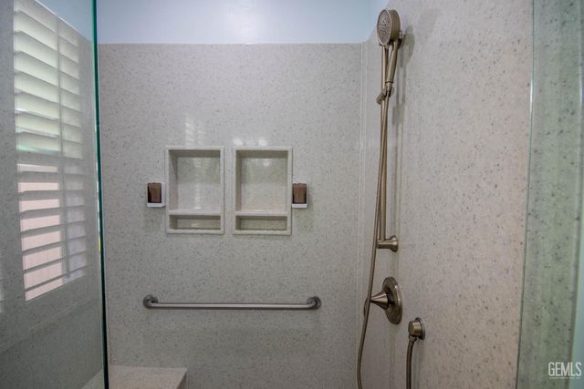 509 Jewel Flower Street, Bakersfield, CA 93312