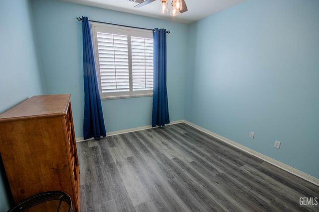 509 Jewel Flower Street, Bakersfield, CA 93312