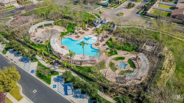 509 Jewel Flower Street, Bakersfield, CA 93312