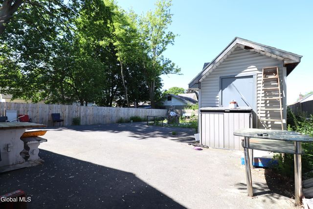 828 Harrison Avenue, Schenectady, NY 12306