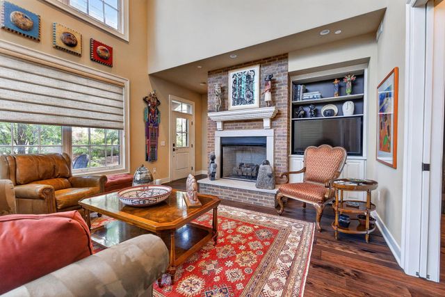 74 N 6th Street, TH52, Columbus, OH 43215