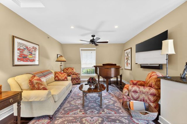 74 N 6th Street, TH52, Columbus, OH 43215