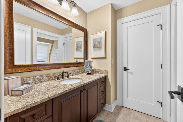 74 N 6th Street, TH52, Columbus, OH 43215