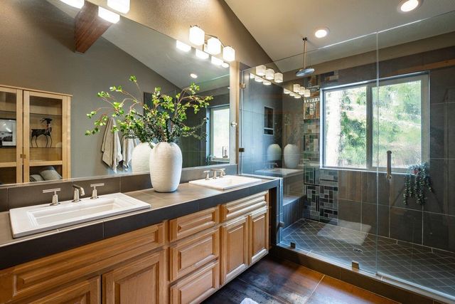 12391 Stockholm Way, Truckee, CA 96161