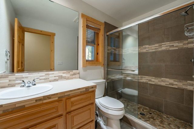 12391 Stockholm Way, Truckee, CA 96161