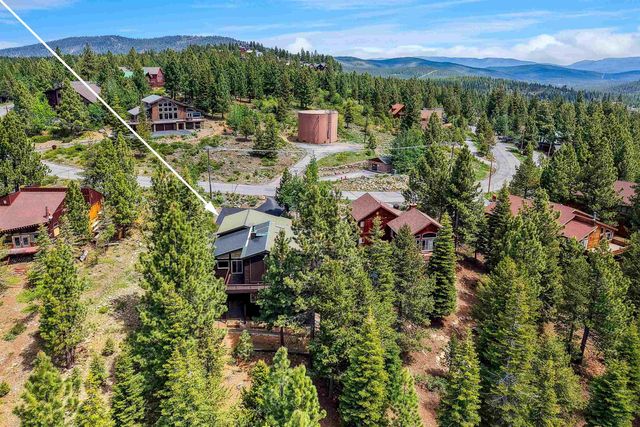 12391 Stockholm Way, Truckee, CA 96161