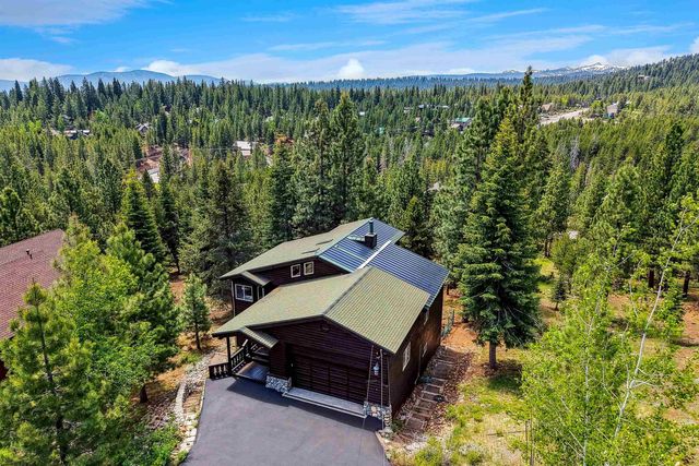 12391 Stockholm Way, Truckee, CA 96161