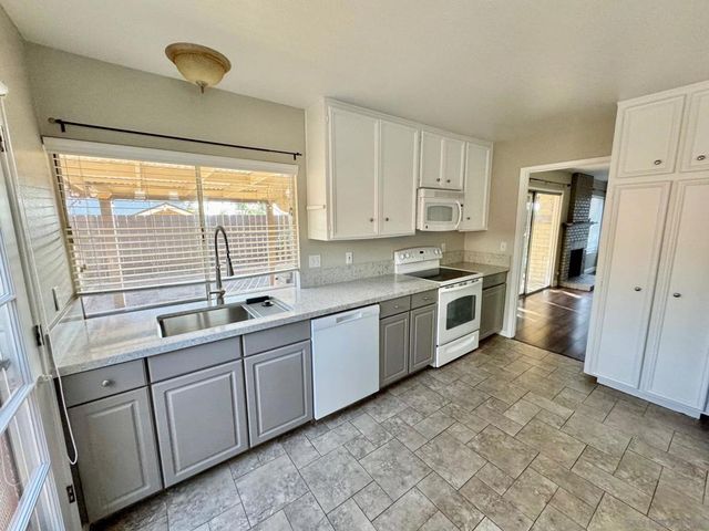 1011 Chestnut, Escondido, CA 92025