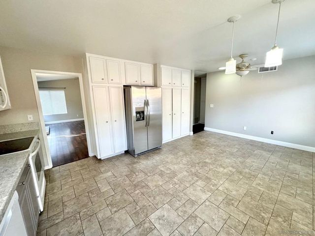 1011 Chestnut, Escondido, CA 92025