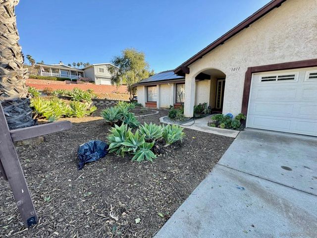 1011 Chestnut, Escondido, CA 92025
