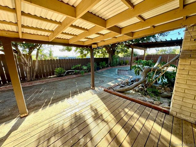 1011 Chestnut, Escondido, CA 92025