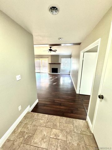 1011 Chestnut, Escondido, CA 92025