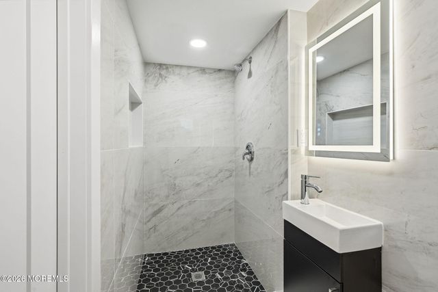 23 Mathiasen Place 23, Aberdeen, NJ 07747