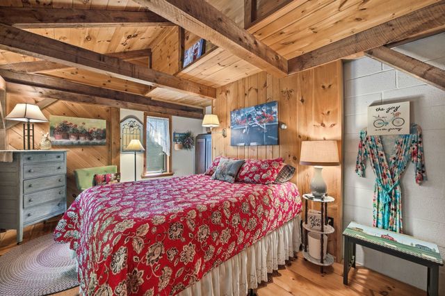 850 Concord Stage Road, Weare, NH 03281