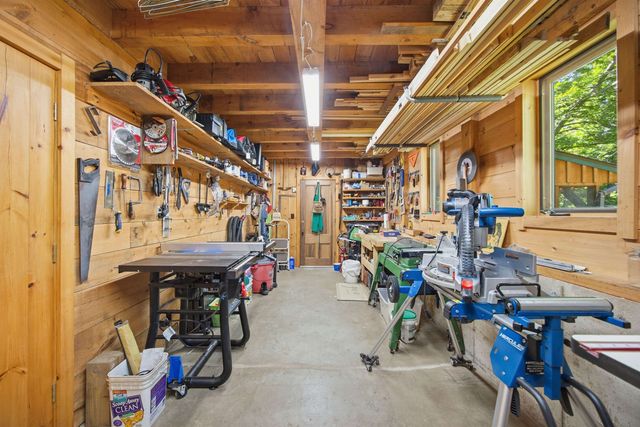 850 Concord Stage Road, Weare, NH 03281