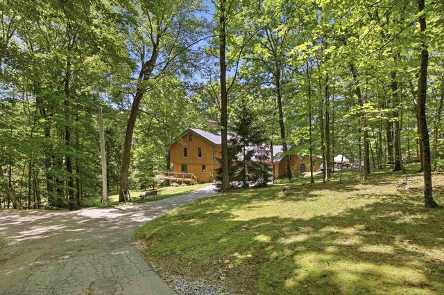 850 Concord Stage Road, Weare, NH 03281