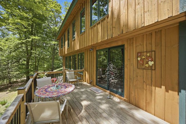 850 Concord Stage Road, Weare, NH 03281