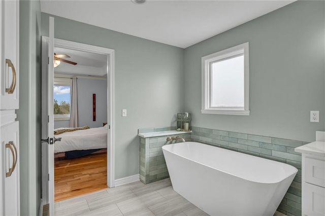 1119 Sawhill Drive, Lawrence, KS 66049
