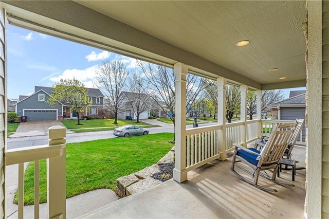 1119 Sawhill Drive, Lawrence, KS 66049