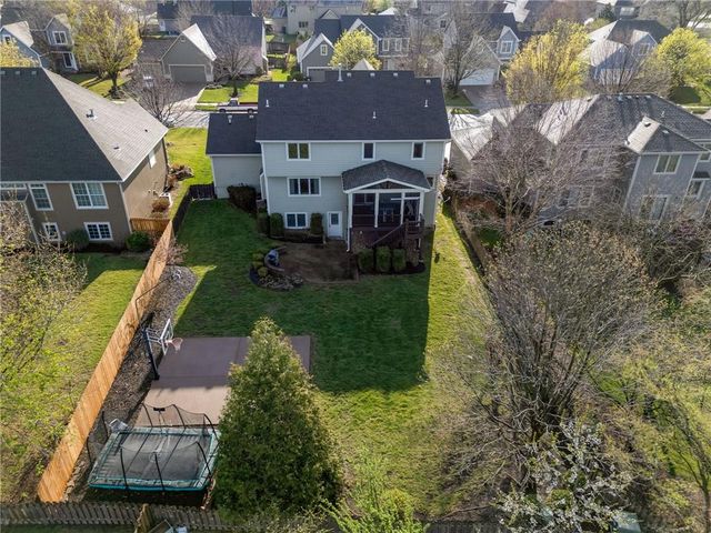1119 Sawhill Drive, Lawrence, KS 66049