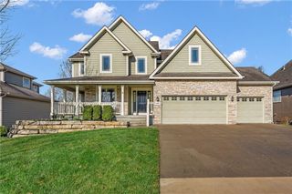 1119 Sawhill Drive, Lawrence, KS 66049