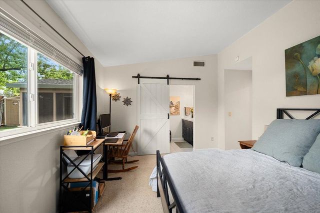 1462 Love Way, Auburn, CA 95603