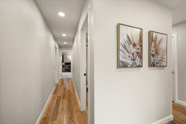 1462 Love Way, Auburn, CA 95603