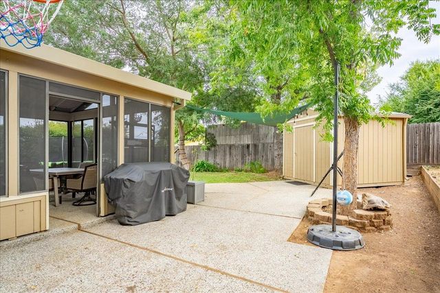 1462 Love Way, Auburn, CA 95603