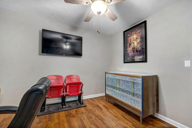 217 N Ken Avenue, Springfield, MO 65802