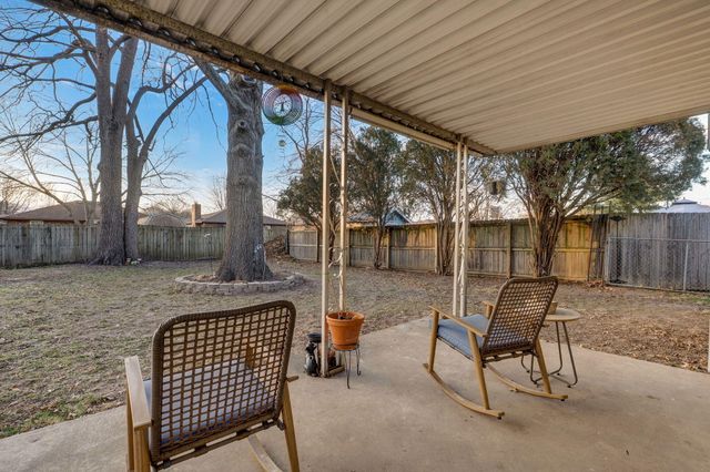 217 N Ken Avenue, Springfield, MO 65802