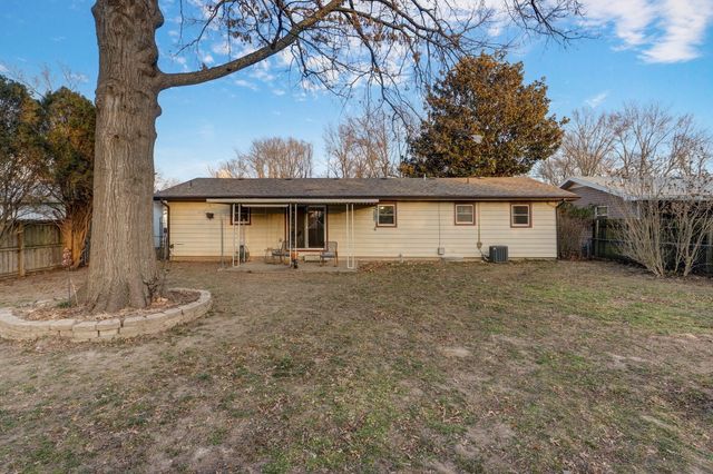 217 N Ken Avenue, Springfield, MO 65802